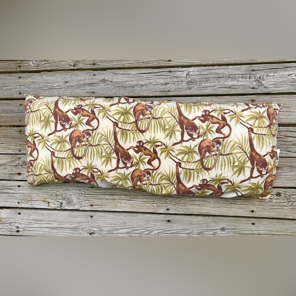 Vintage 90’s Spider Monkey Jungle Leaf Print XL Jumbo Pillow Body Pillow 53”X20” - Picture 3 of 11